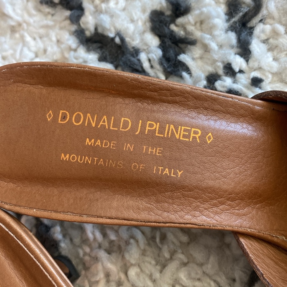 Donald Pliner Leather Slides - Picture 4 of 5